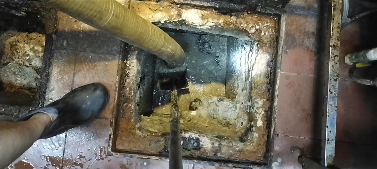 黑河污水池清理一般都有毒气，怎么预防中毒呢？